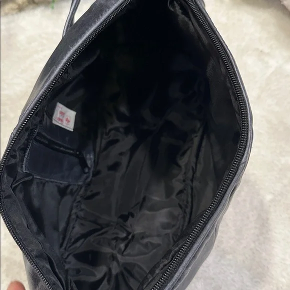 Leather backpack - Picture 10 of 11